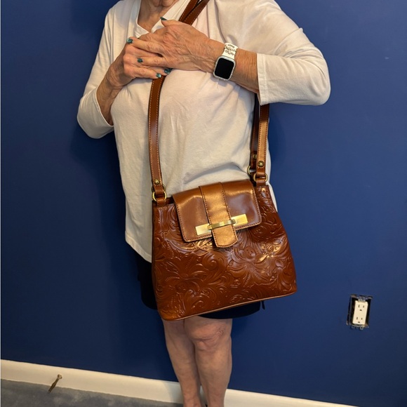 Patricia Nash Handbags - Patricia Nash Embossed Brown Leather Shoulder Bag